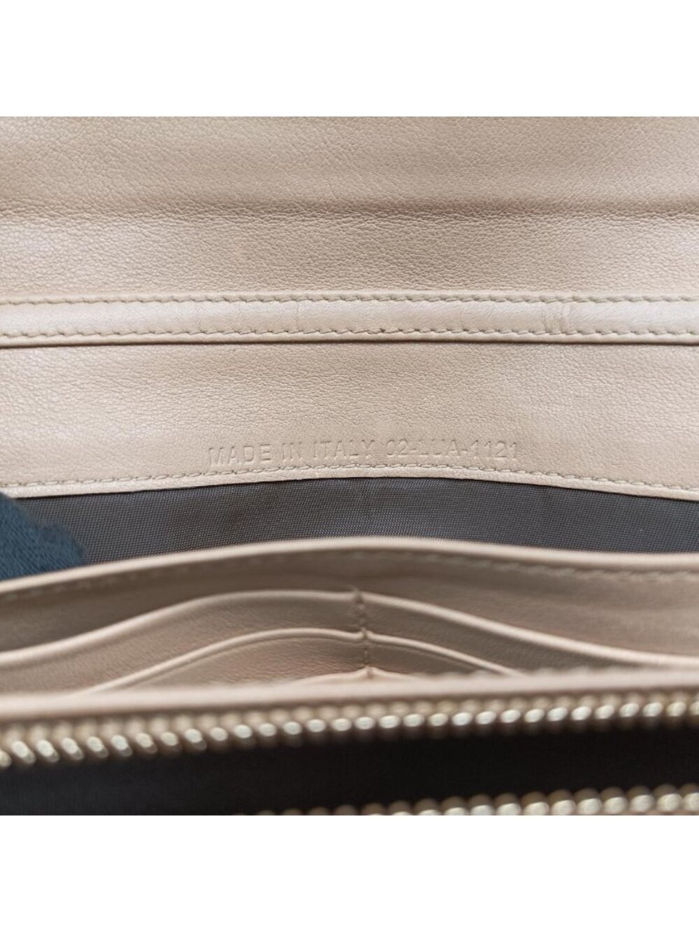 ★SOLD★ Dior Lady Cannage Beige Patent Handbag - Picture 11 of 15
